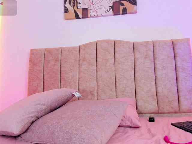 AnnaRoss webcam