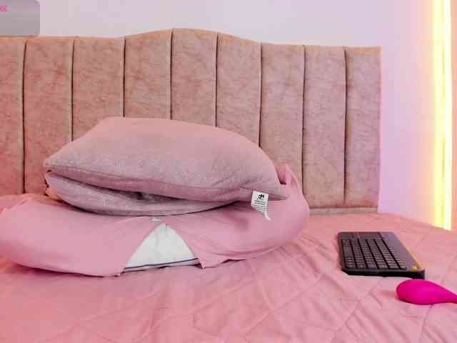 AnnaRoss webcam