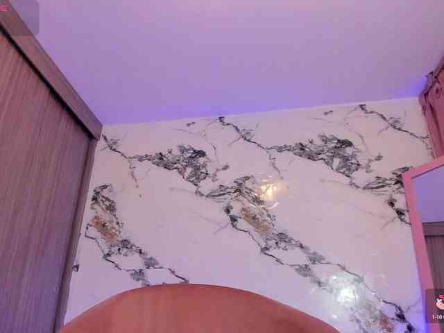 AnnaRoss webcam