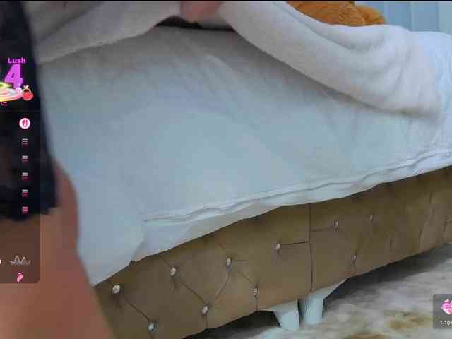 golden-caroline webcam