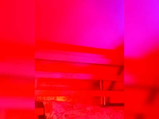 MORTICIA-696 live cam on BongaCams
