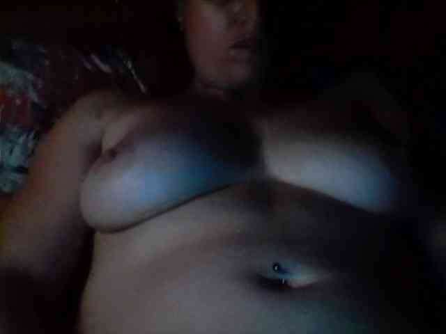 MORTICIA-696 webcam