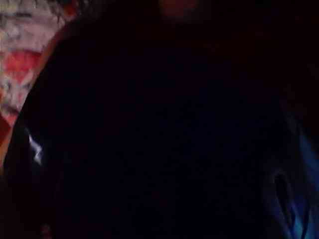 MORTICIA-696 webcam