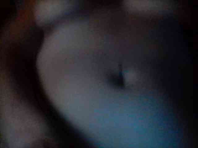 MORTICIA-696 webcam