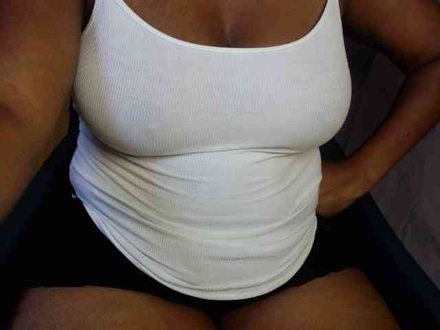 Sexy-petitqueen webcam