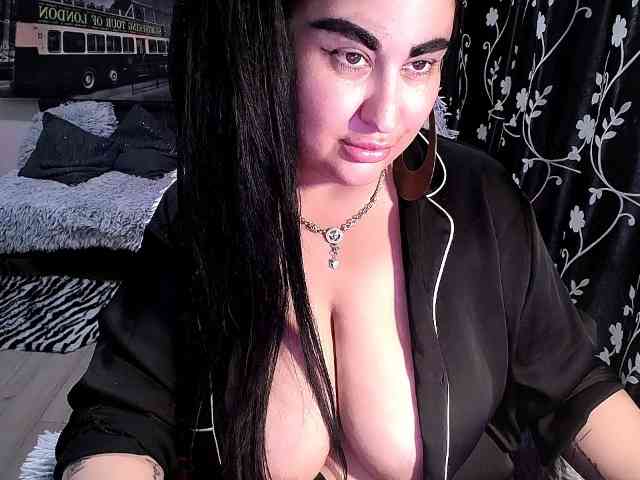 NaturalWoman webcam