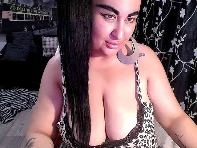 NaturalWoman webcam