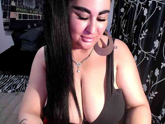 NaturalWoman webcam