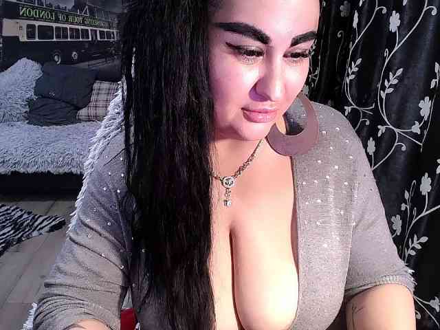 NaturalWoman webcam