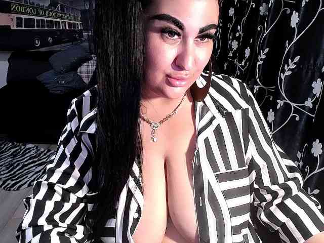 NaturalWoman webcam
