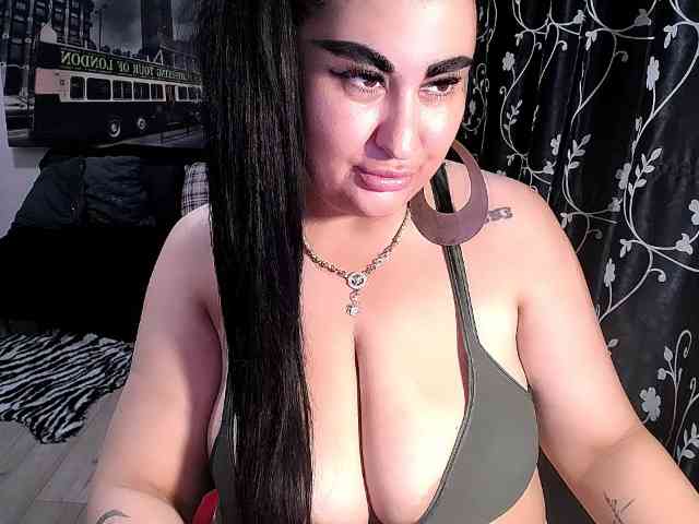 NaturalWoman webcam
