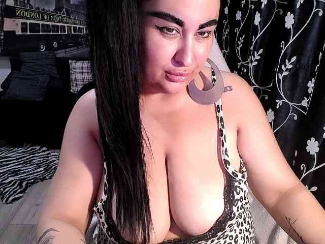 NaturalWoman webcam