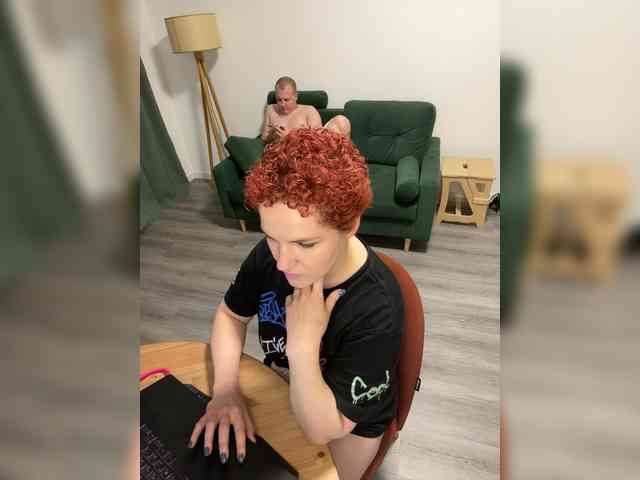 Bu model şu anda canlı. -Right-