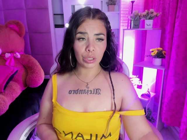 LianyTaylor live cam on BongaCams