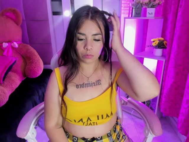 LianyTaylor live cam on BongaCams
