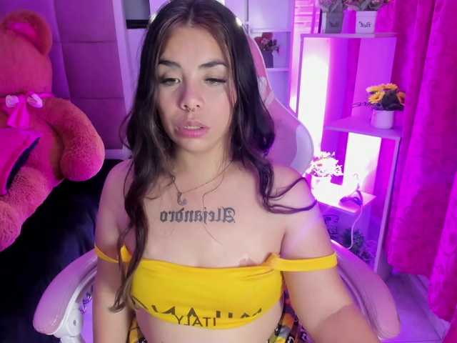 LianyTaylor live cam on BongaCams
