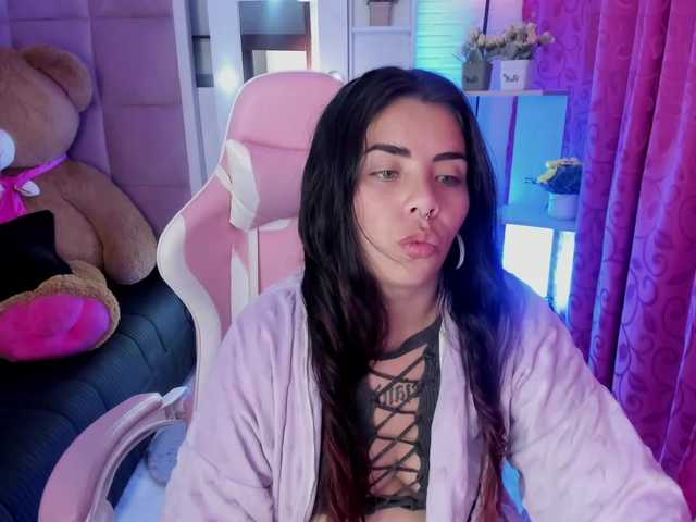 LianyTaylor's BongaCams show and profile