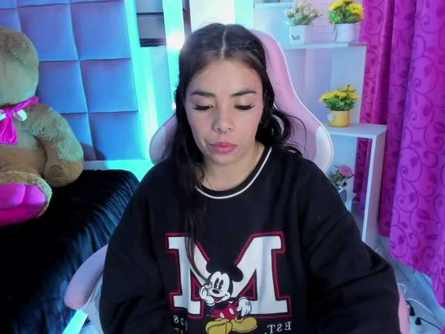 LianyTaylor webcam