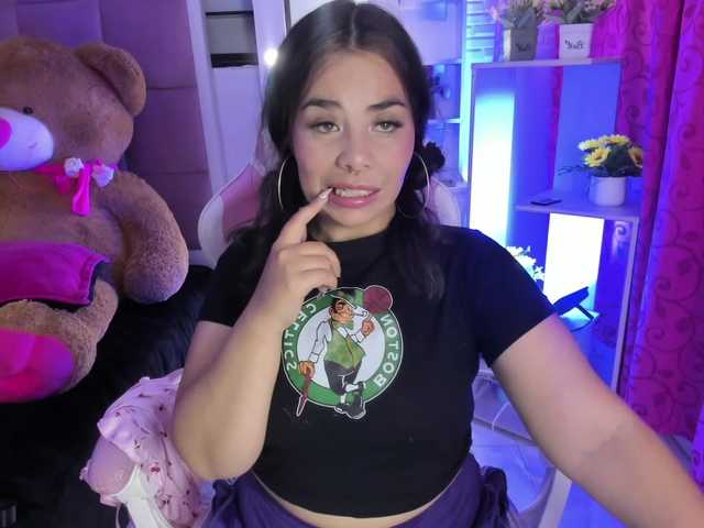 LianyTaylor live cam on BongaCams