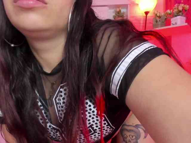 LianyTaylor webcam