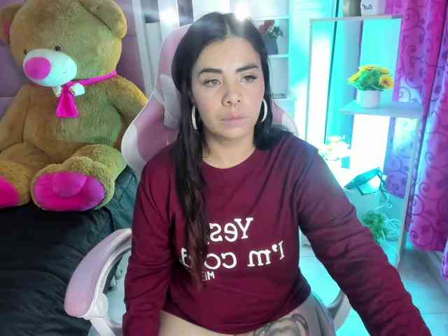 LianyTaylor webcam
