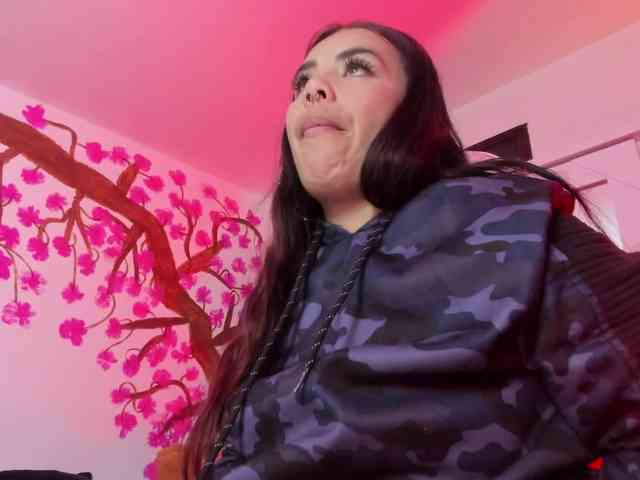 LianyTaylor webcam