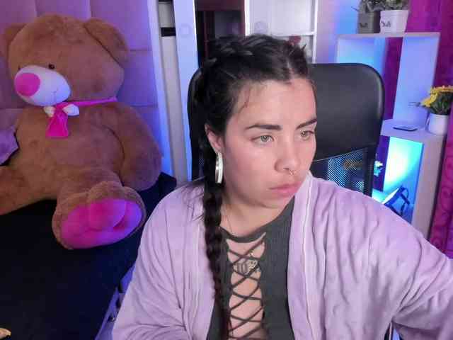 LianyTaylor webcam