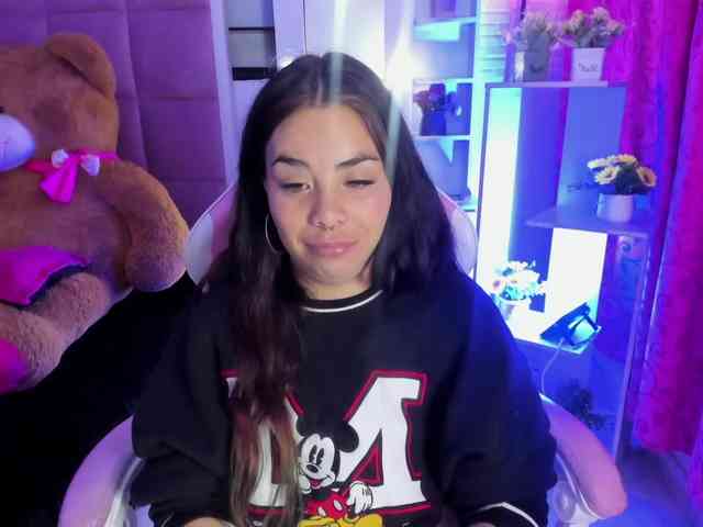 LianyTaylor webcam