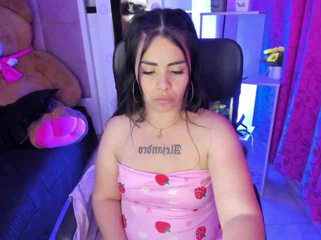 LianyTaylor webcam