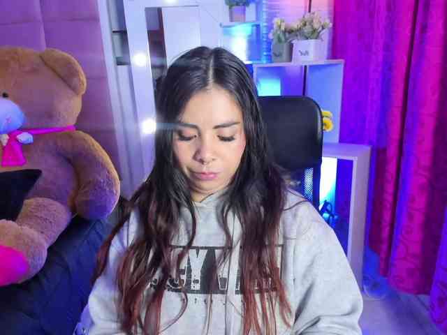 LianyTaylor LianyTaylor