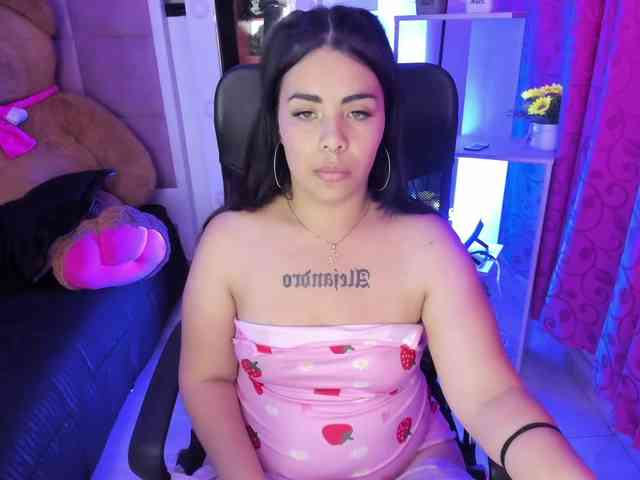 LianyTaylor webcam