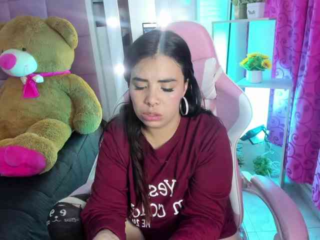 LianyTaylor webcam