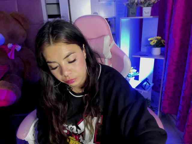 LianyTaylor webcam