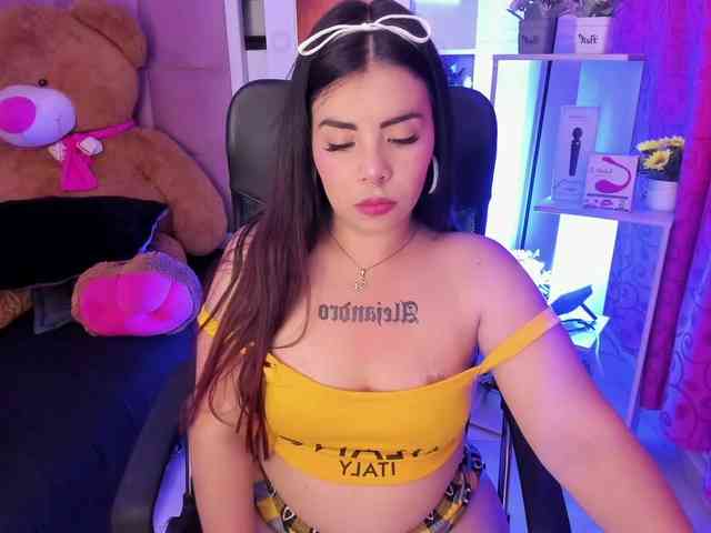 LianyTaylor