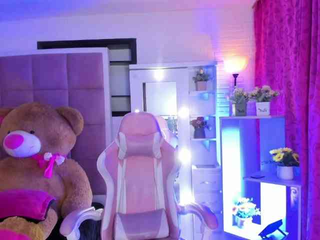 LianyTaylor