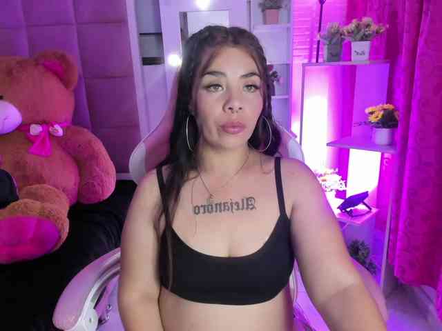 LianyTaylor LianyTaylor