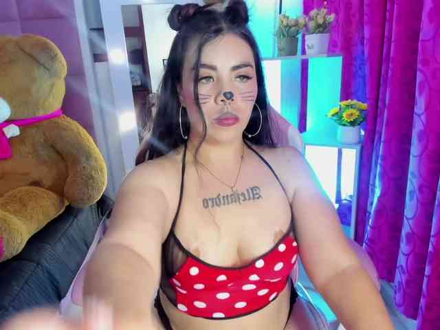 LianyTaylor LianyTaylor