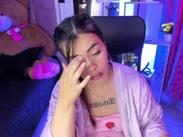 LianyTaylor webcam