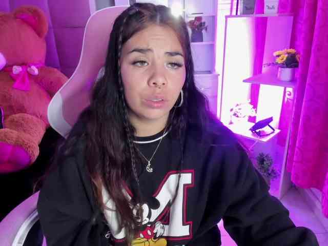 LianyTaylor webcam