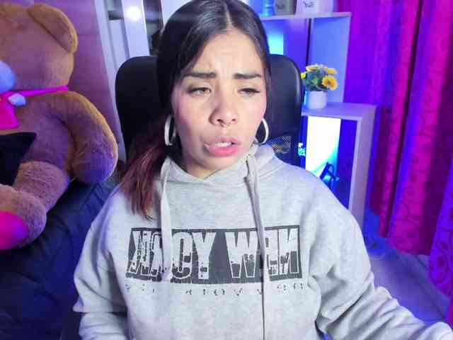 LianyTaylor LianyTaylor