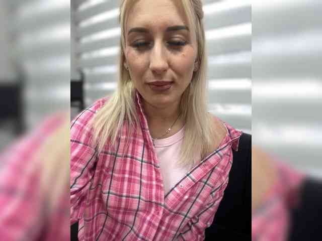LikaSex webcam
