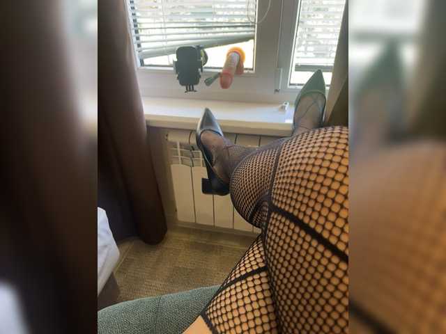 Queen-love live cam on BongaCams