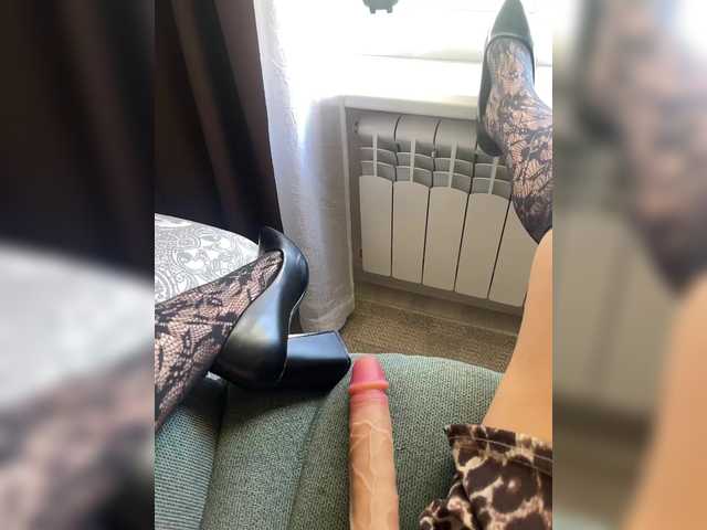 Queen-love live cam on BongaCams
