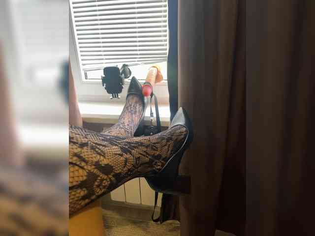 Gospoja_Julia webcam