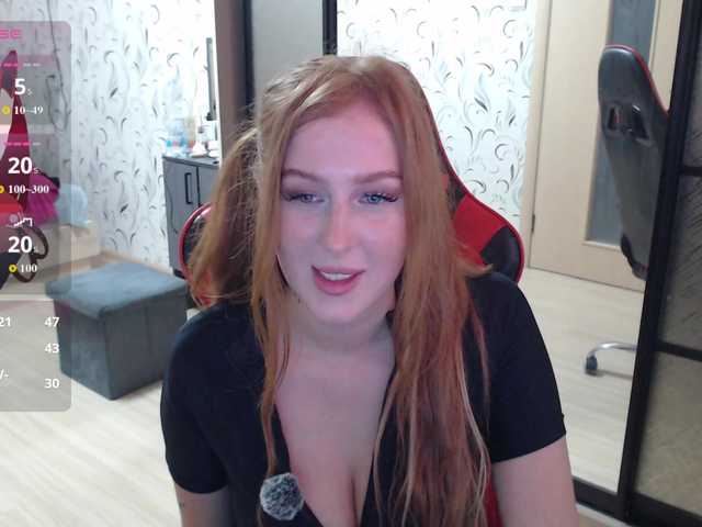 Lisichka4 live cam on BongaCams
