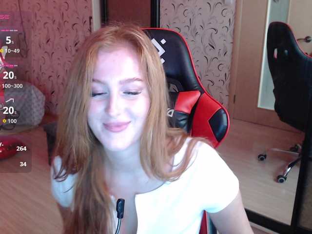 Lisichka4 live cam on BongaCams