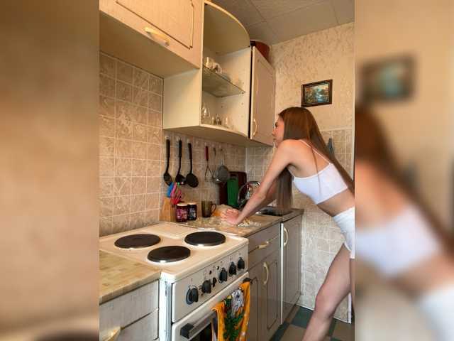 Kiki-77 live cam on BongaCams