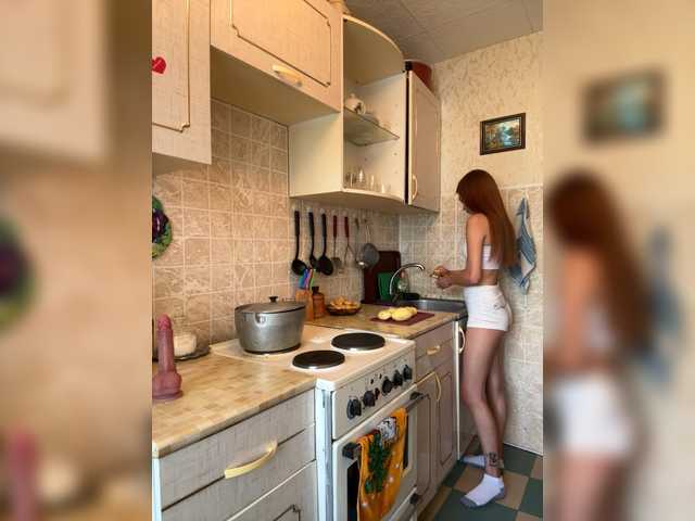 Kiki-77 live cam on BongaCams