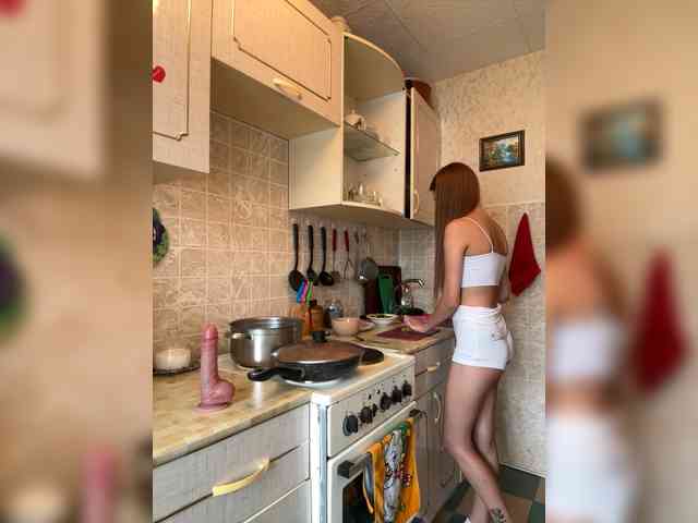 Kiki-77 webcam