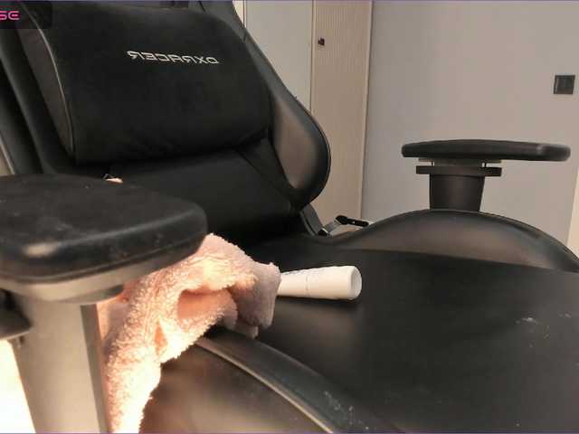 mikkylovely's BongaCams show and profile